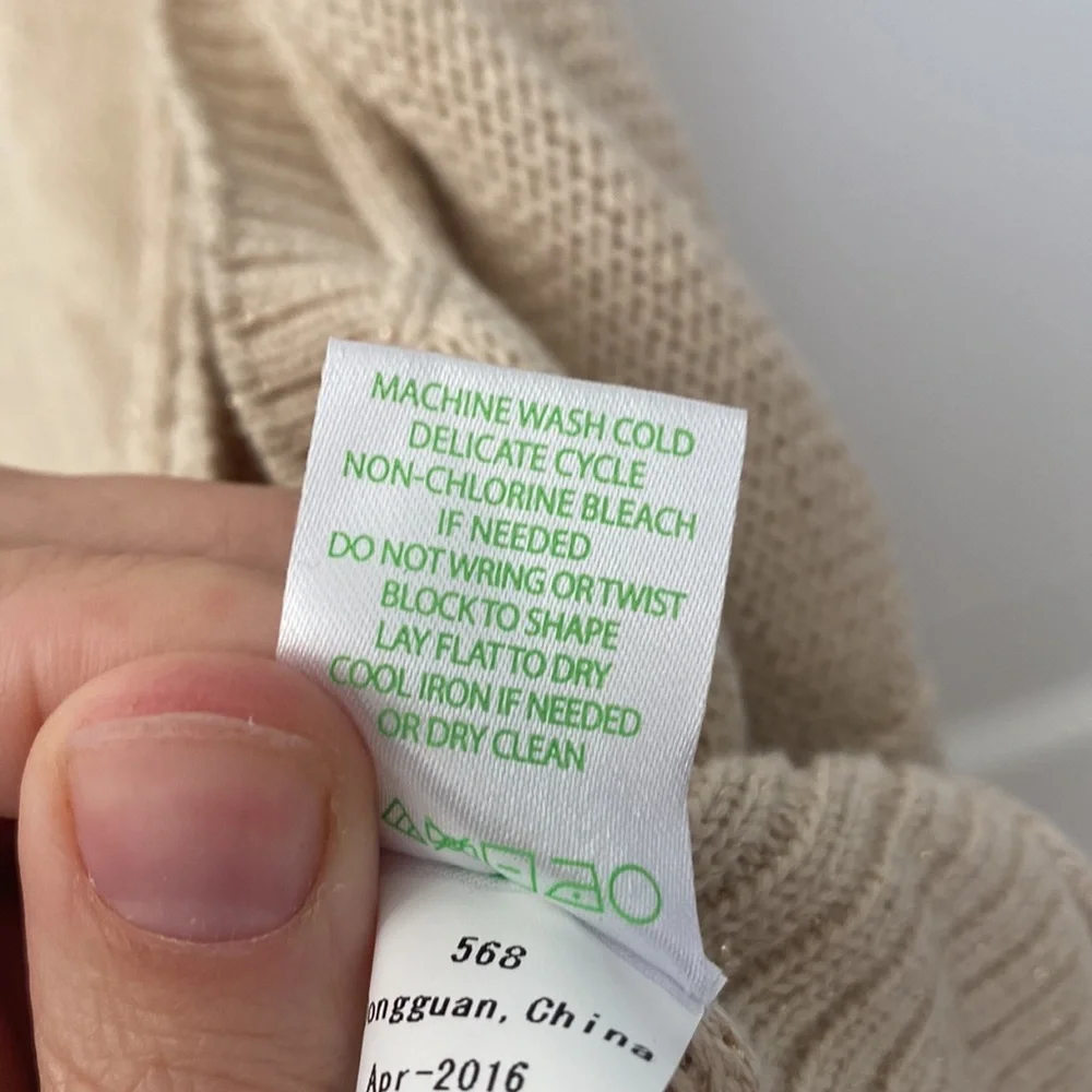 Gold/tan sleeveless sweater with tassels - Picture 6 of 6